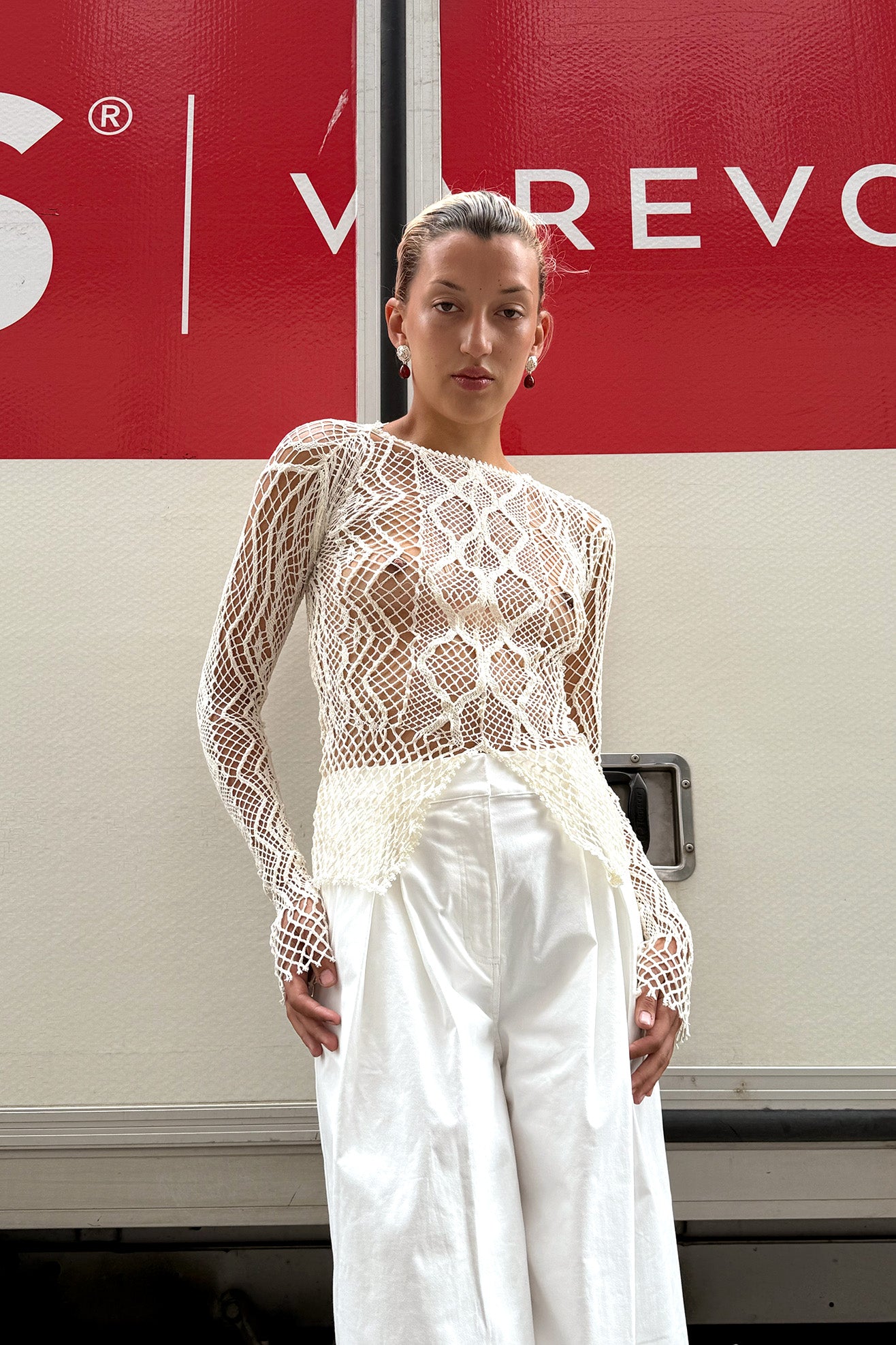 EUCHRONIA, Longsleeved Lace Tee, Off White