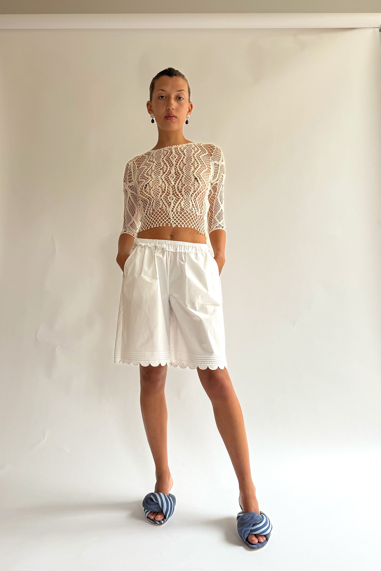 EUCHRONIA, Shortsleeved Lace Tee, Off White