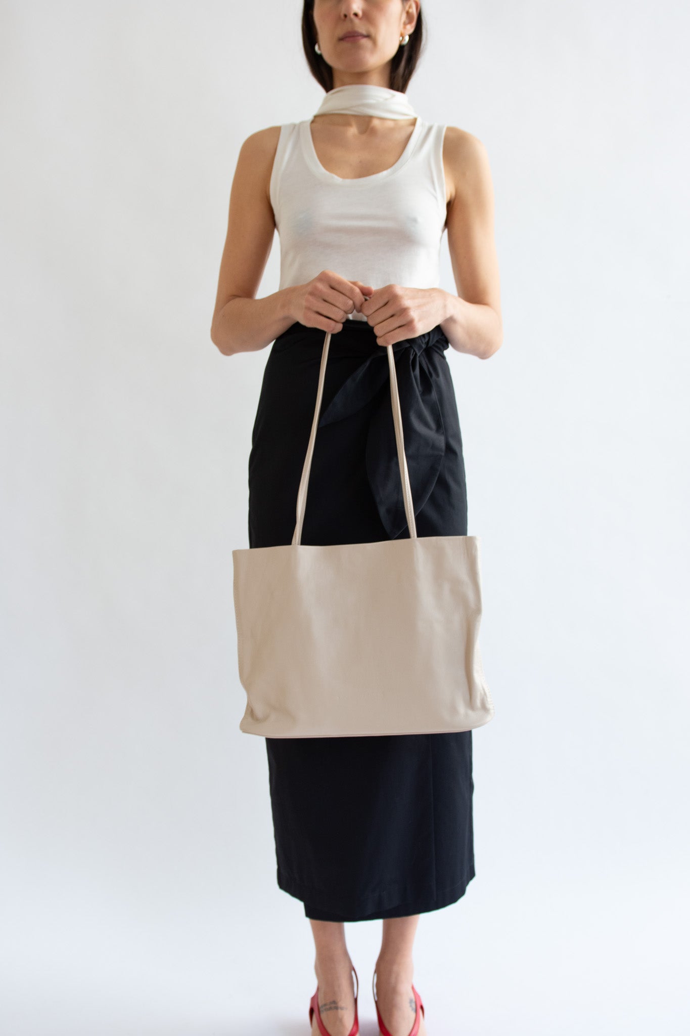 MODERN WEAVING, Narrow Oval Relaxed Tote, Natural
