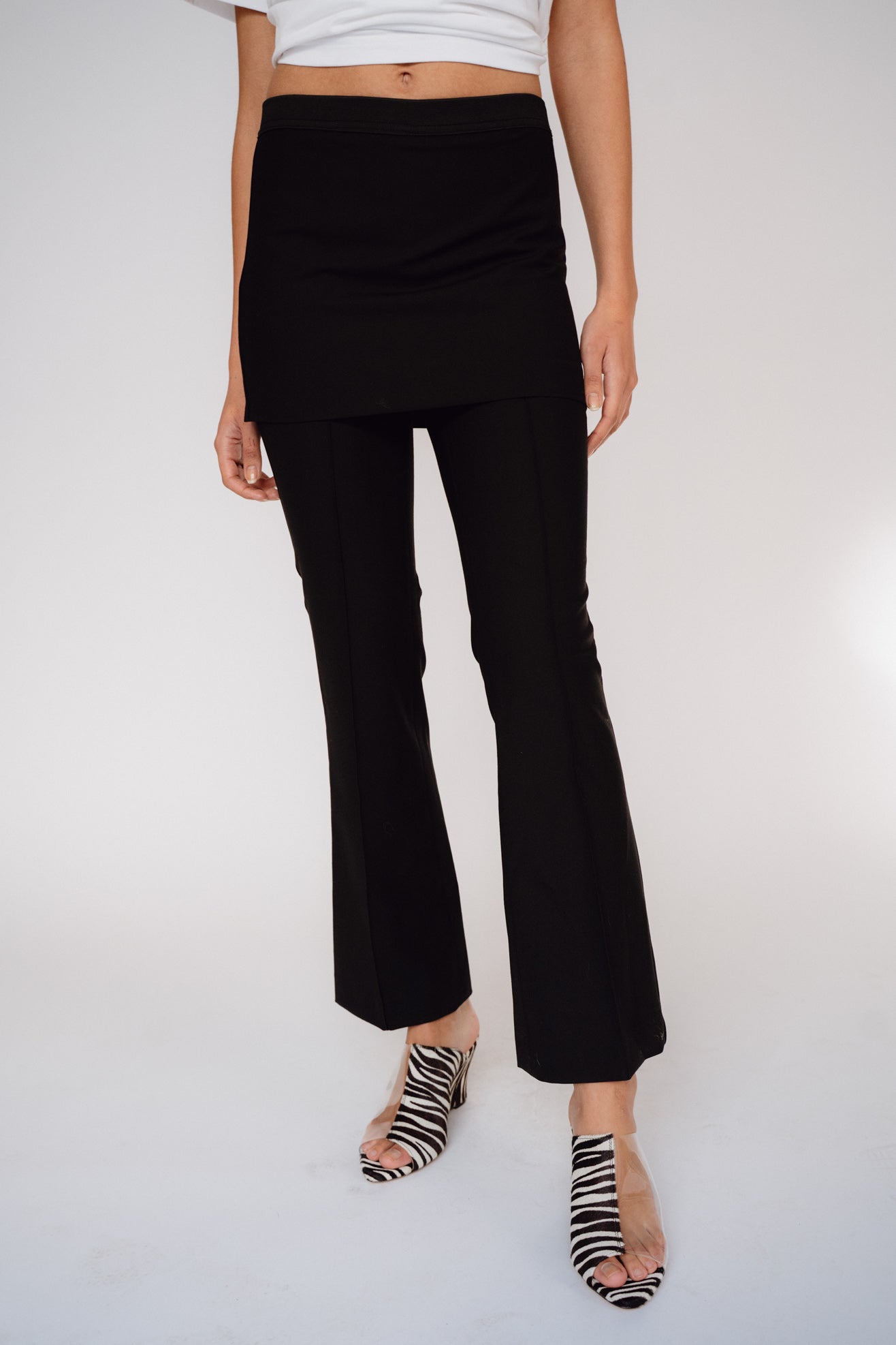 THE GARMENT, Noah Crop Skirt Pants, Black