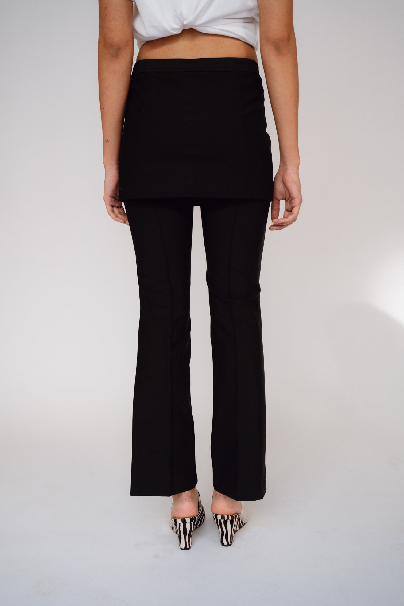 THE GARMENT, Noah Crop Skirt Pants, Black