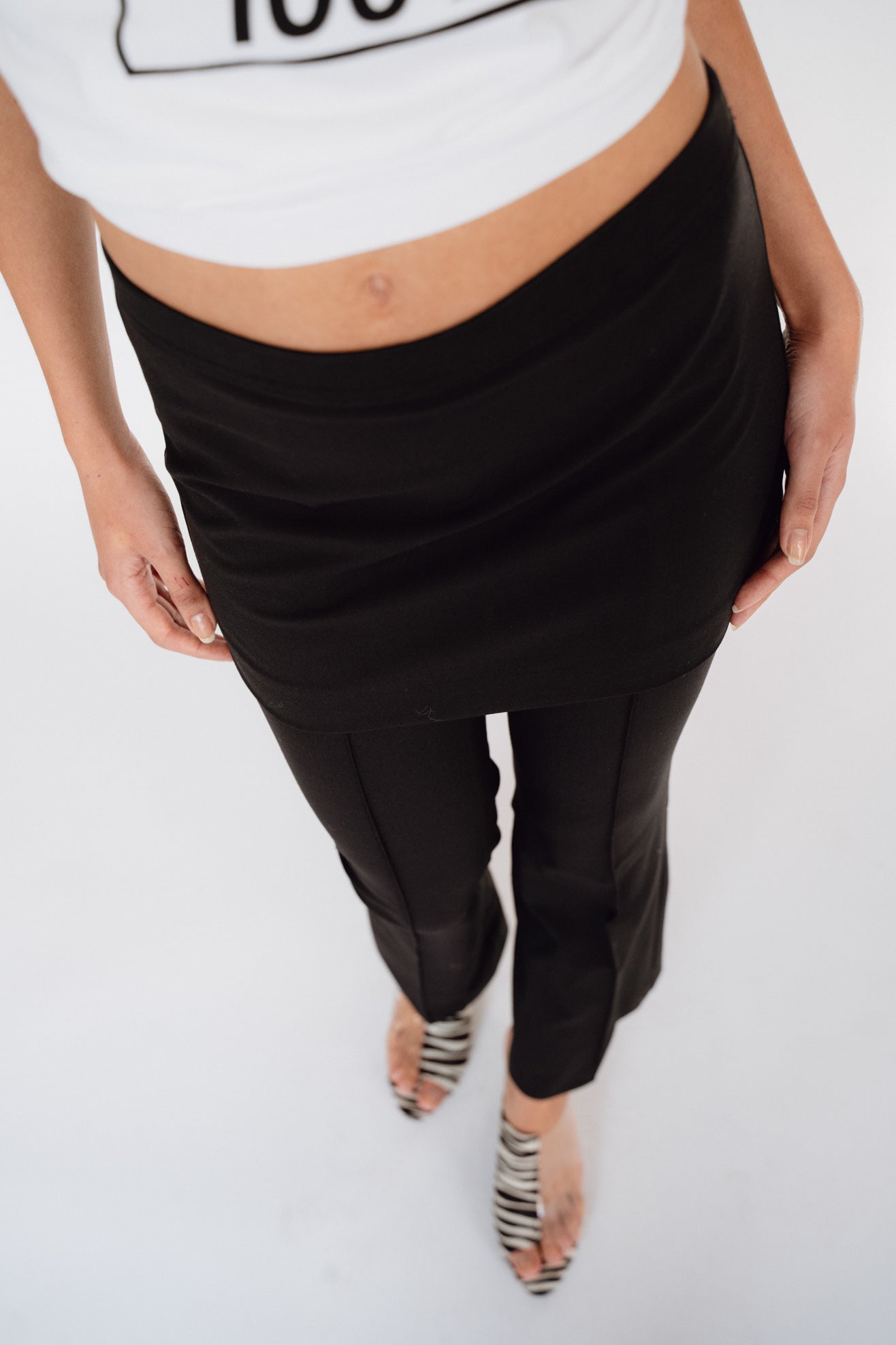 THE GARMENT, Noah Crop Skirt Pants, Black