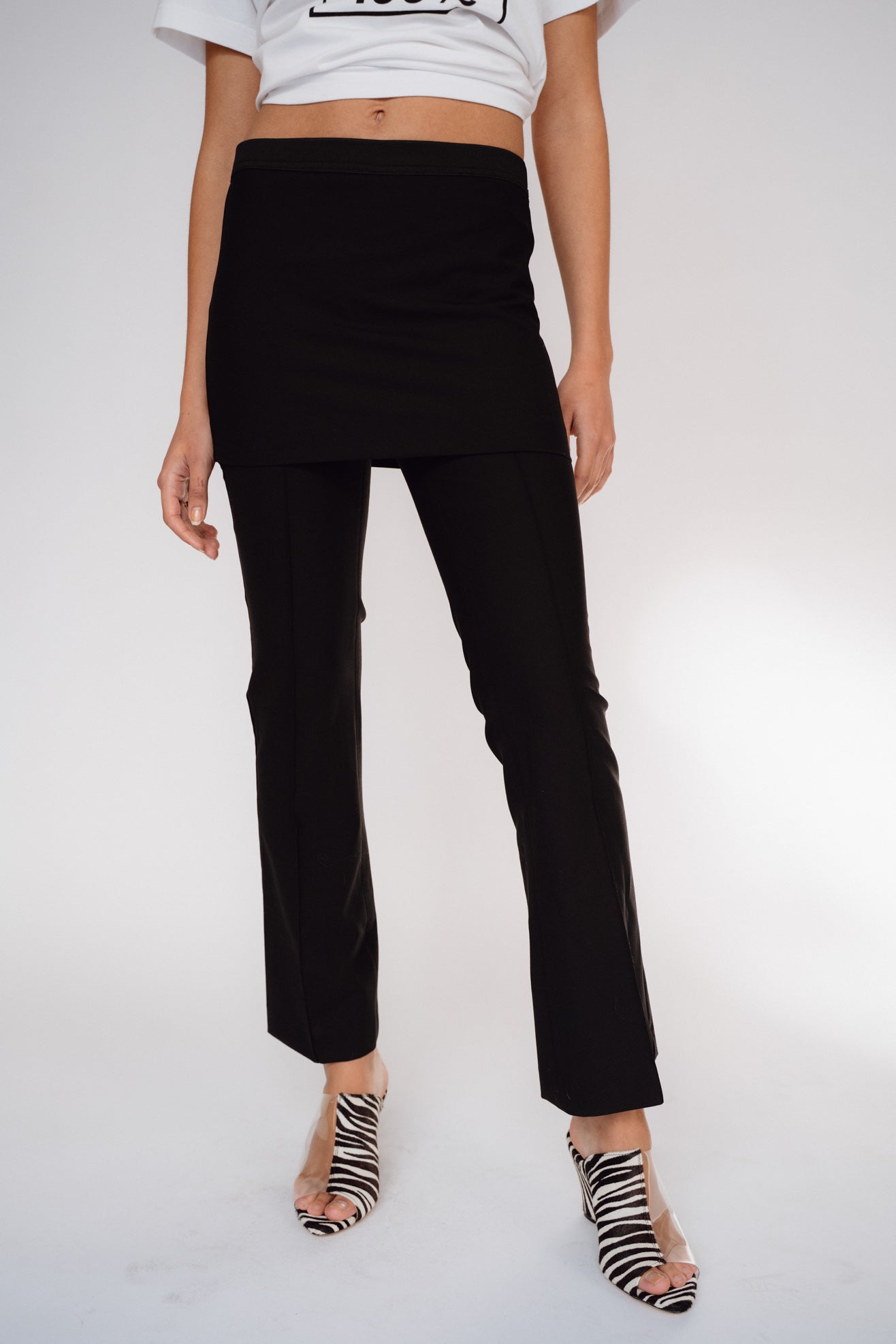THE GARMENT, Noah Crop Skirt Pants, Black