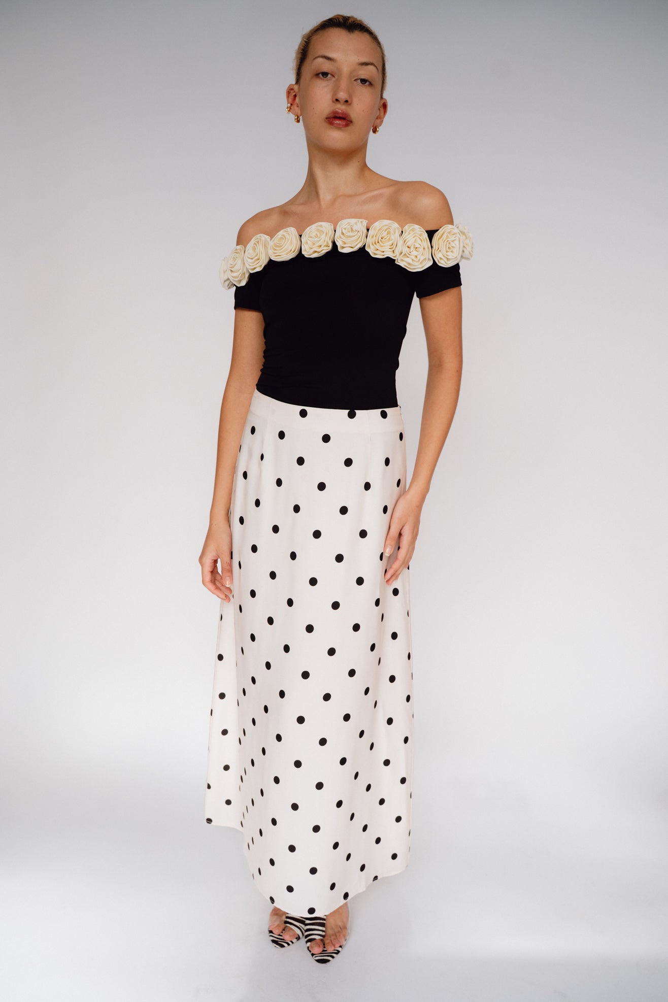 MR. LARKIN, Gabrielle Top, Black/Ivory
