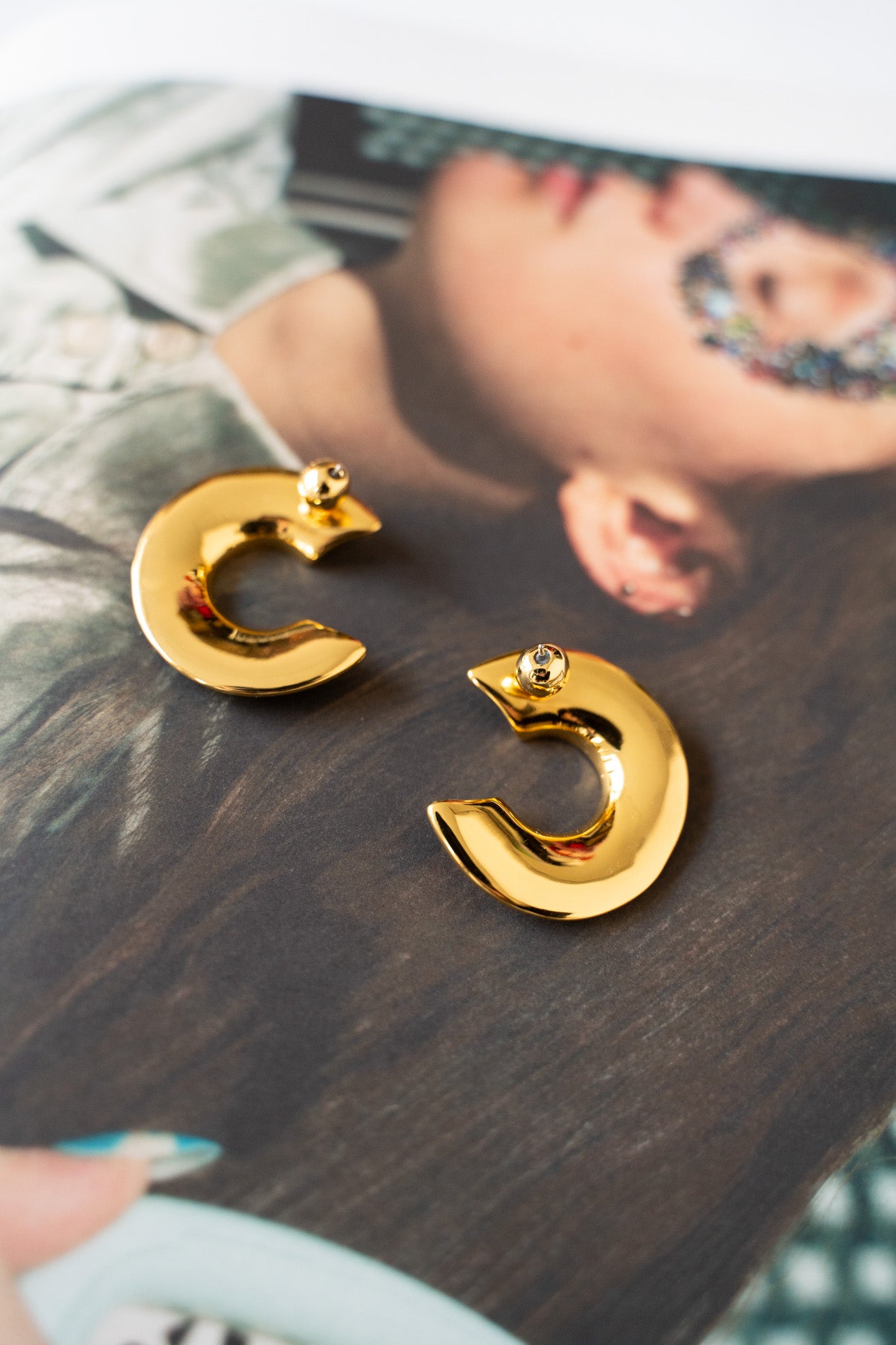 RACHEL COMEY, Rail Earrings, Gold