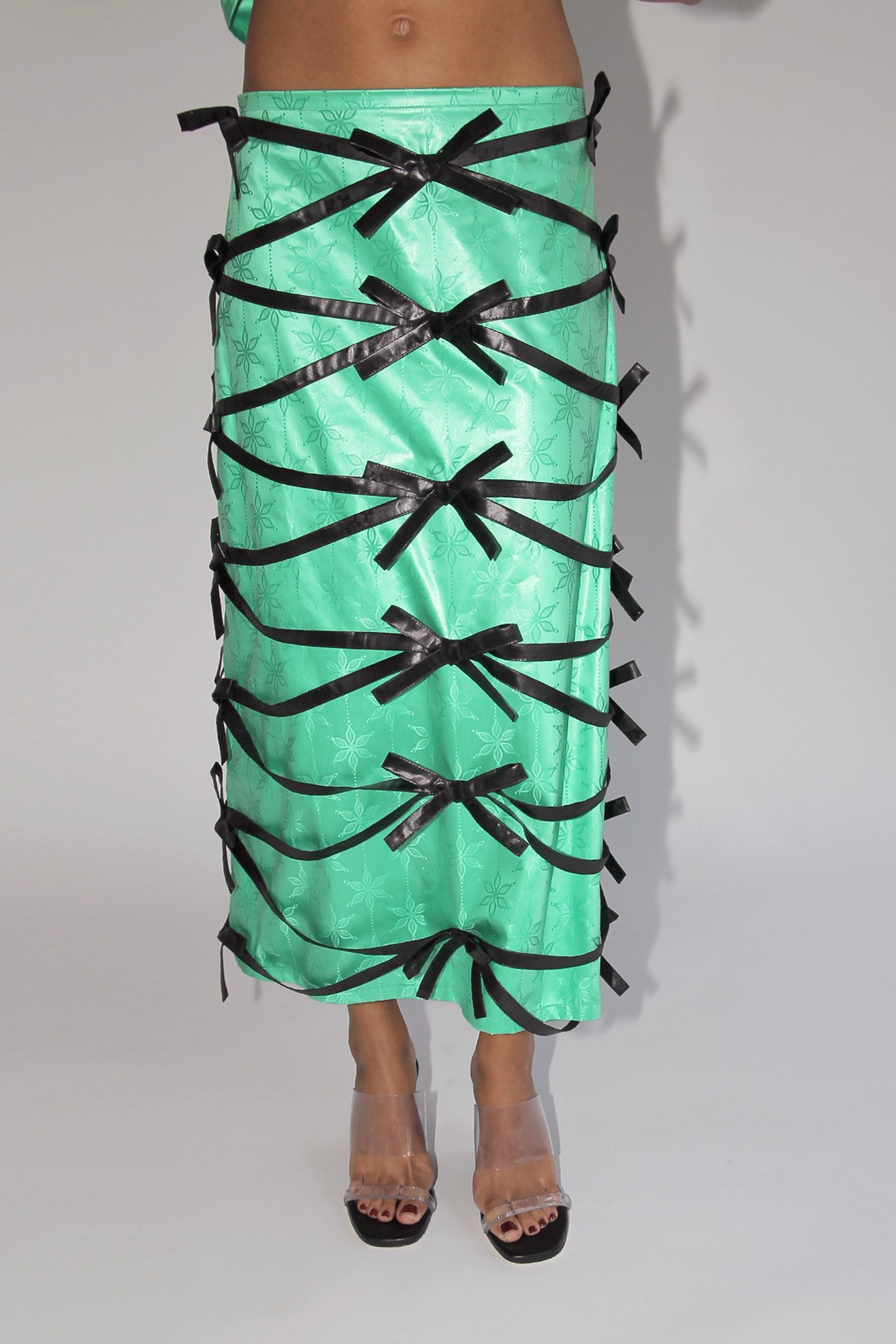 SUPER YAYA, Reda & Rym Midi Skirt, Apple Green