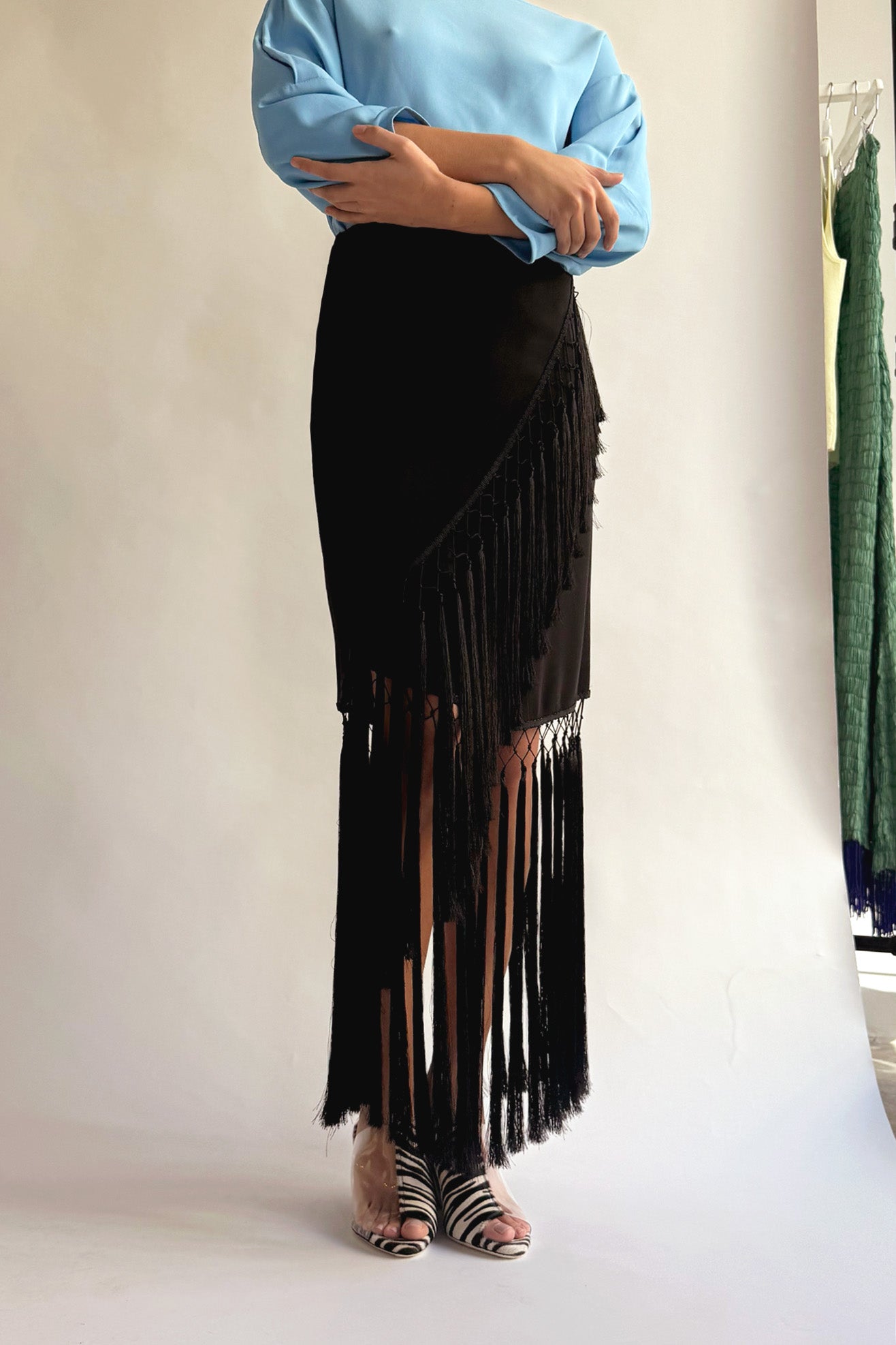 MR. LARKIN, Cara Fringe Wrap Skirt, Black
