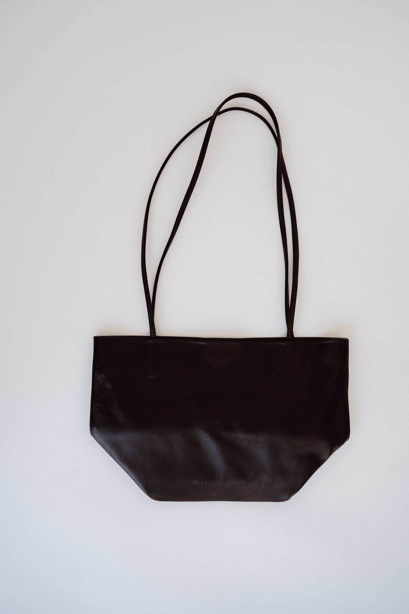 MODERN WEAVING, Relaxed Basket, Braun