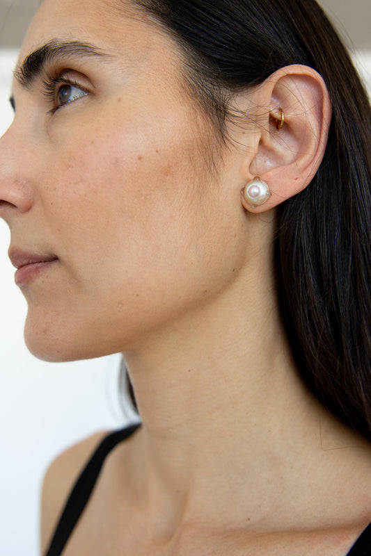 ISSHI, Atom Earrings, Pearl