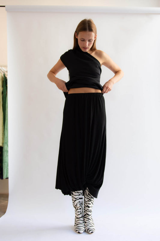 THE GARMENT, Breanna Knot Skirt, Black
