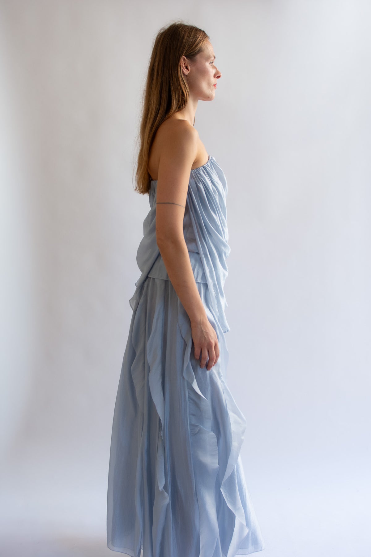 THE GARMENT, Gilian Bustier, Dusty Blue