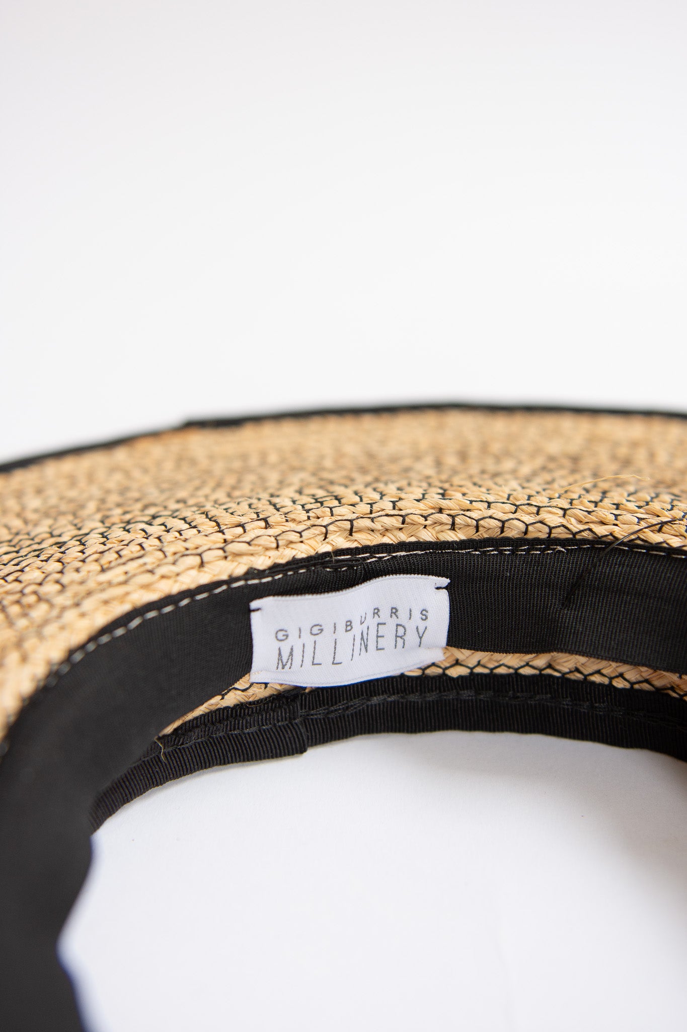 GIGI BURRIS, Ines Visor, Natural/Black