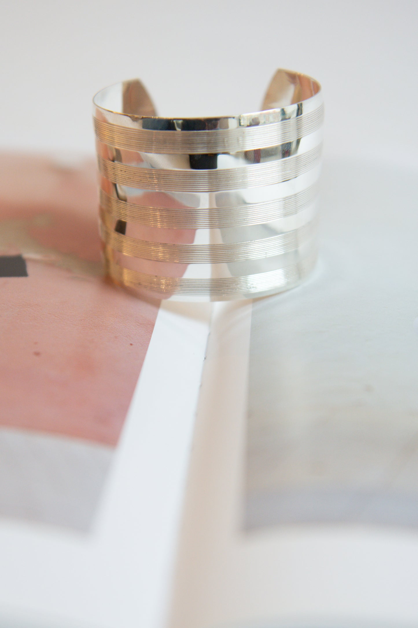 JUJU VERA, Mayra Cuff, Silver