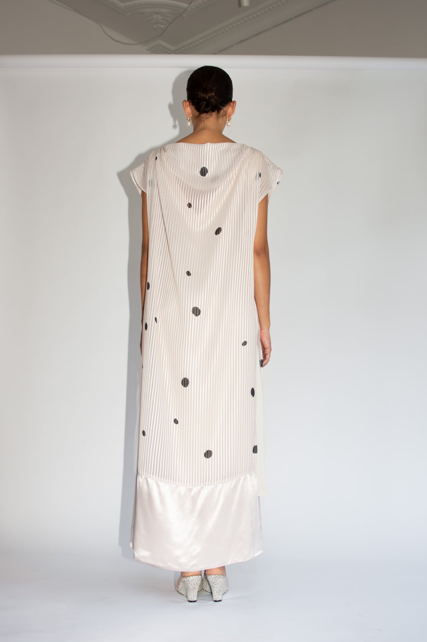 MR. LARKIN, Melissa Dress, Space Black