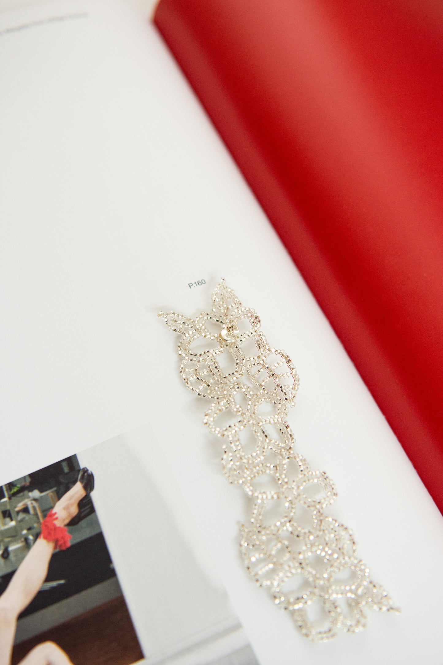 PURA UTZ, Mega Lace Ear Stick, Silver