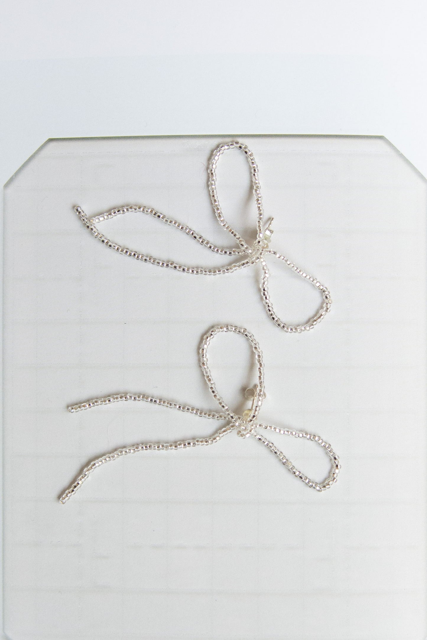 PURA UTZ, Sad Bow Ear Stick, Silver