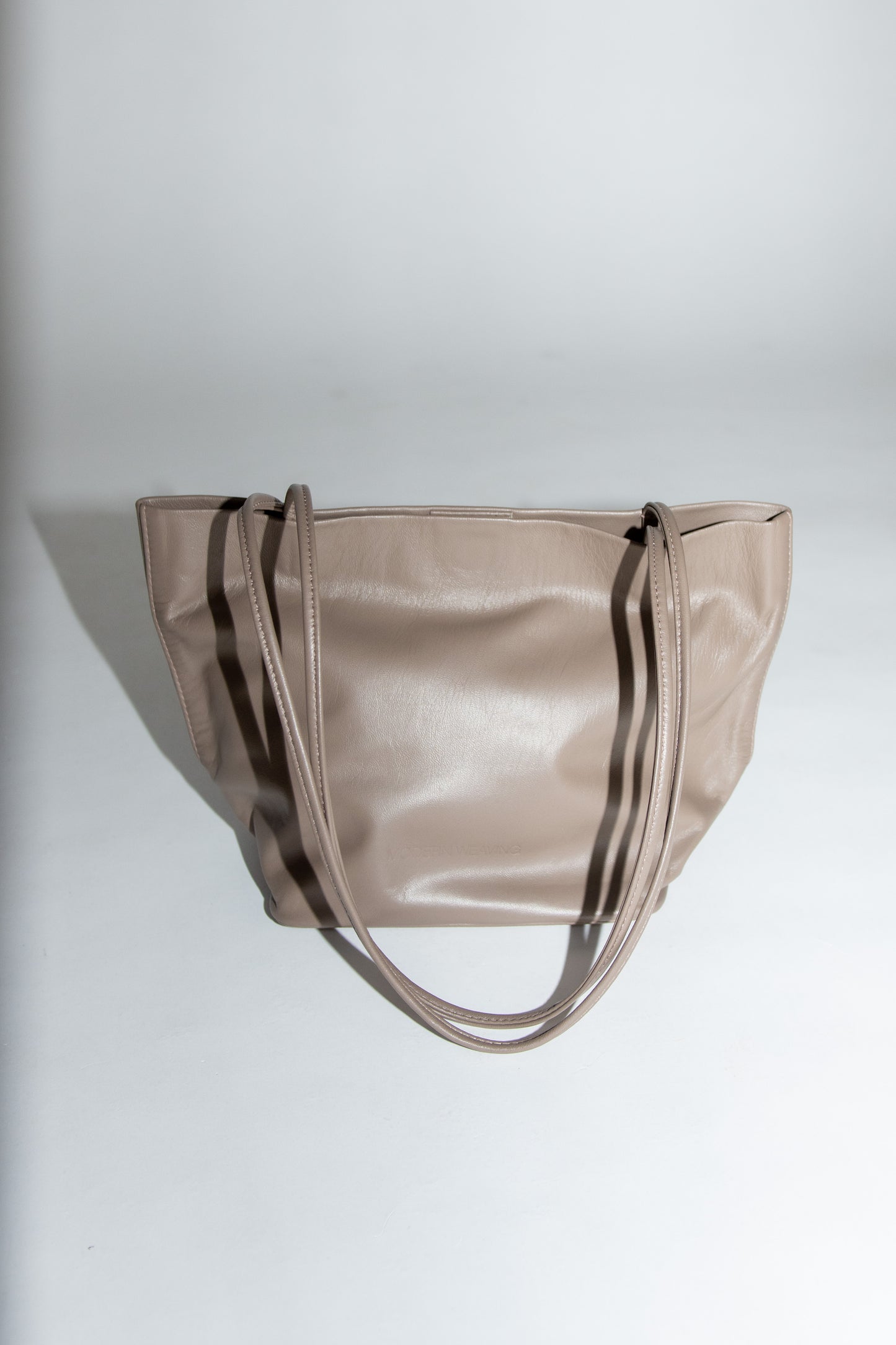 MODERN WEAVING, Relaxed Basket, Earth