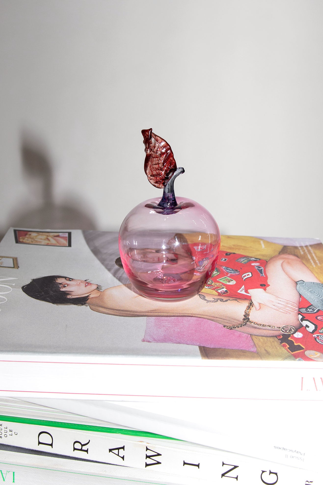 AKUA OBJECT, Marianne Apple Paperweight, Rose/Ruby