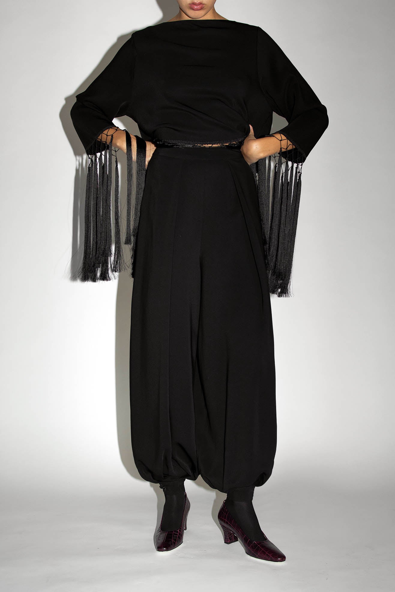 MR. LARKIN, Athena Balloon Pant, Black