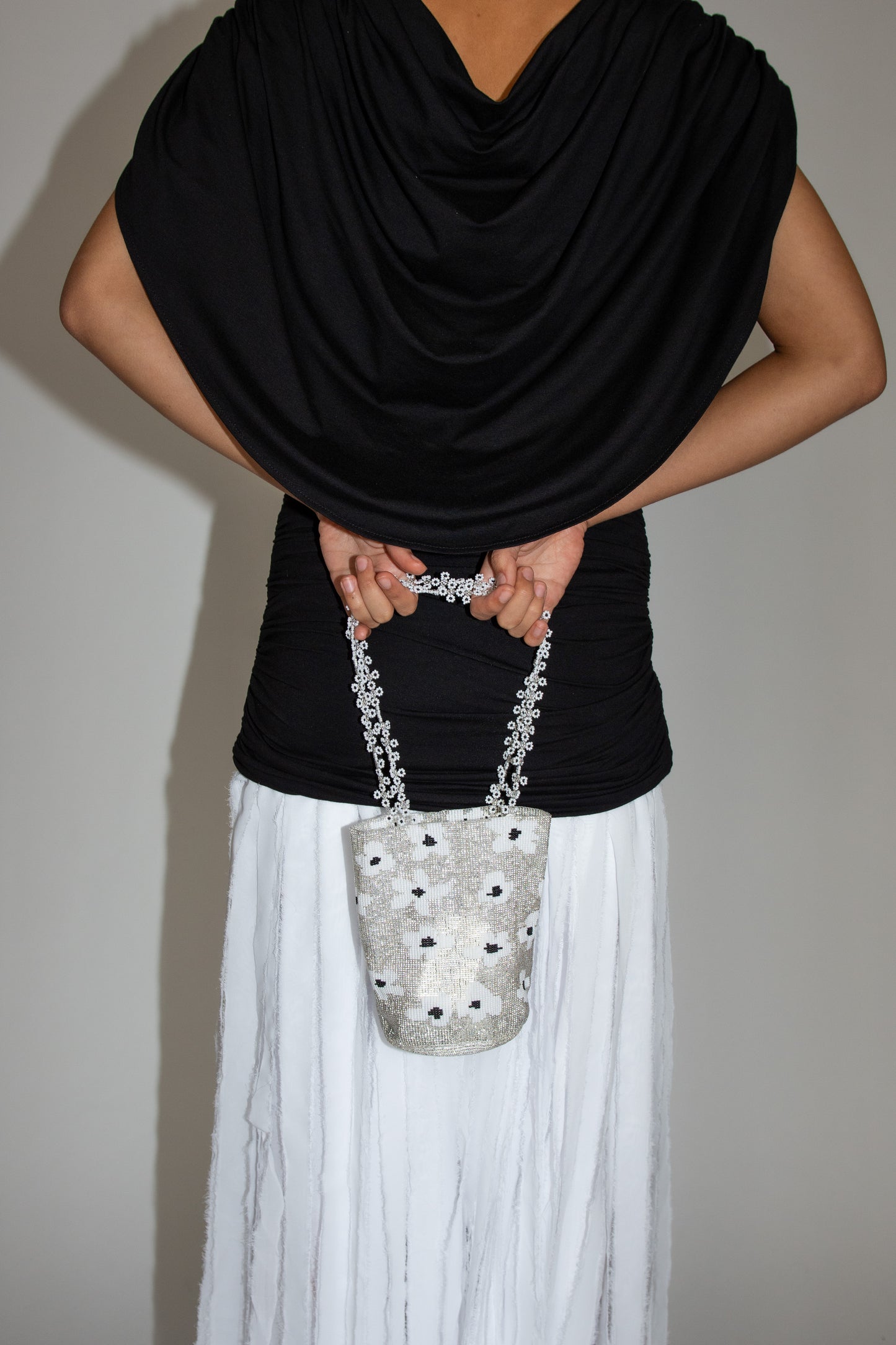 PURA UTZ, Beaded Flower Dream, Silver