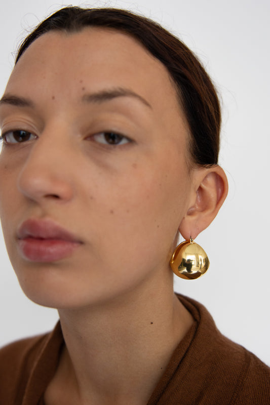 RACHEL COMEY, Large Keel Hoop, Gold Plated