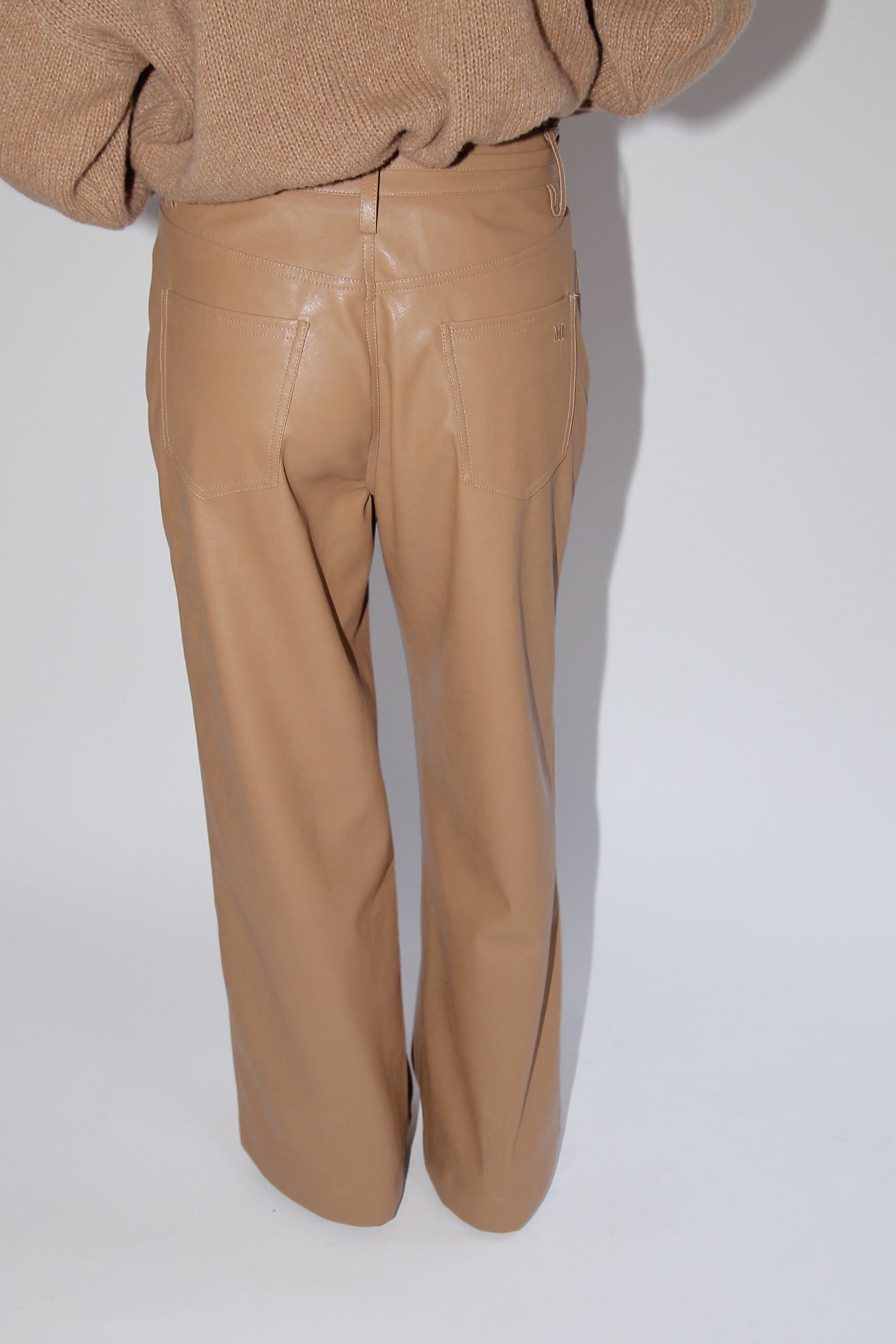MR. LARKIN, Betty Leather Pant, Camel