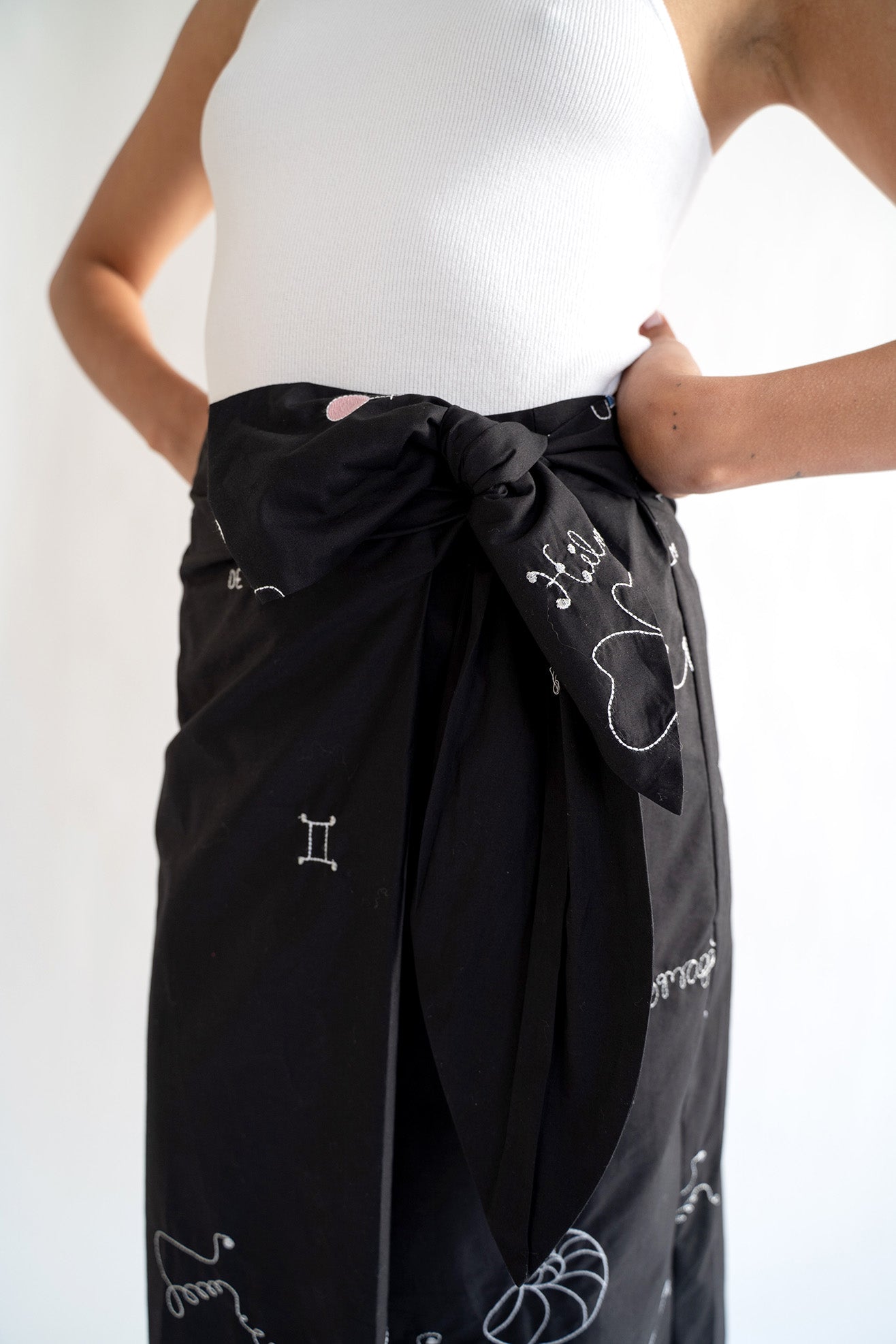 MR. LARKIN, Carlo Skirt, Hilma Embroidery