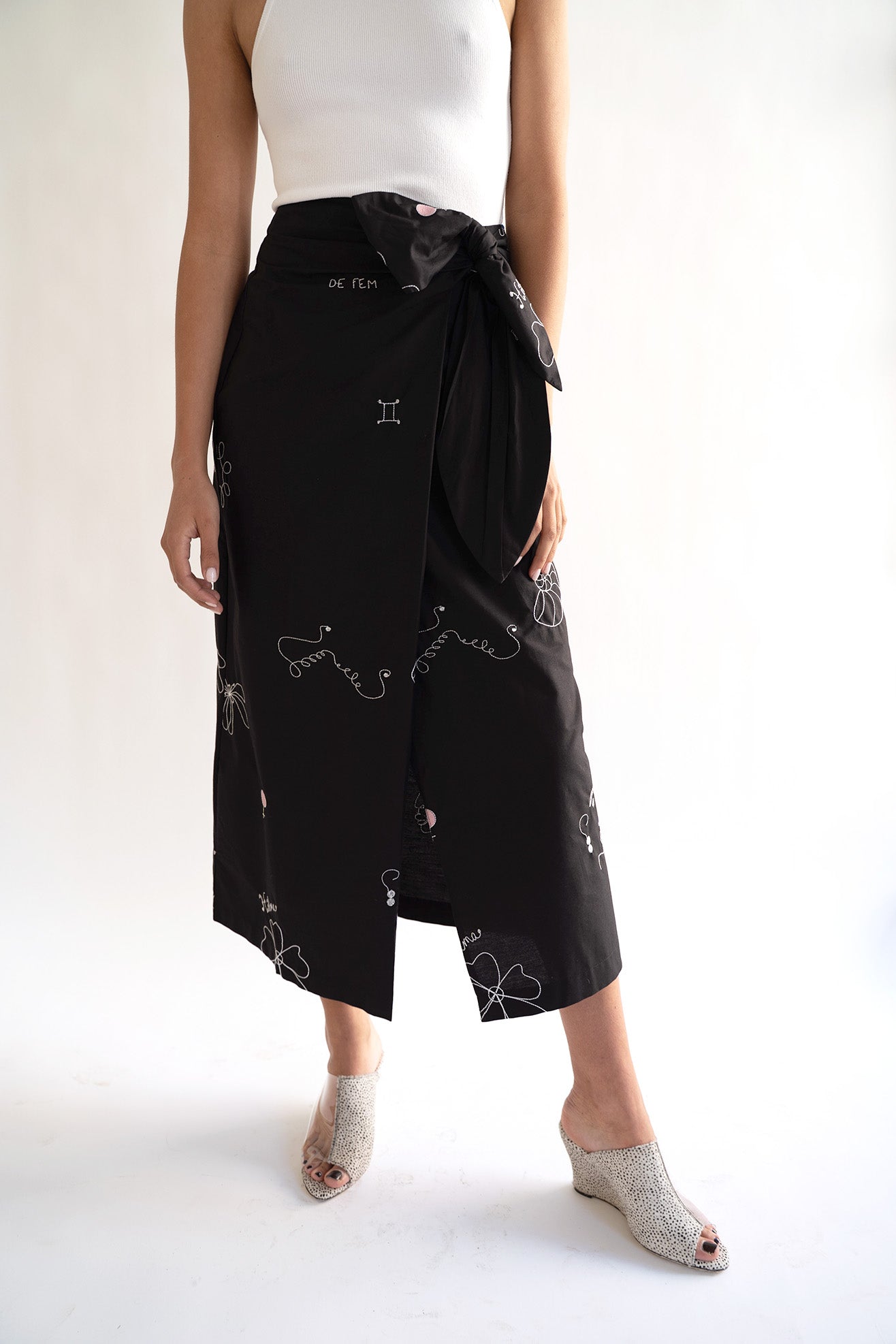 MR. LARKIN, Carlo Skirt, Hilma Embroidery