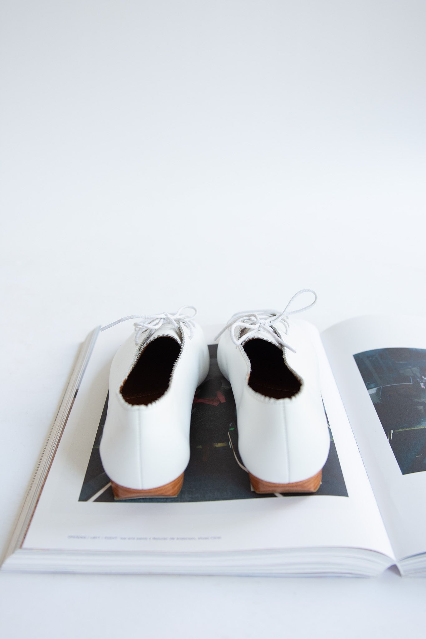 RACHEL COMEY, Serowin Flat, White