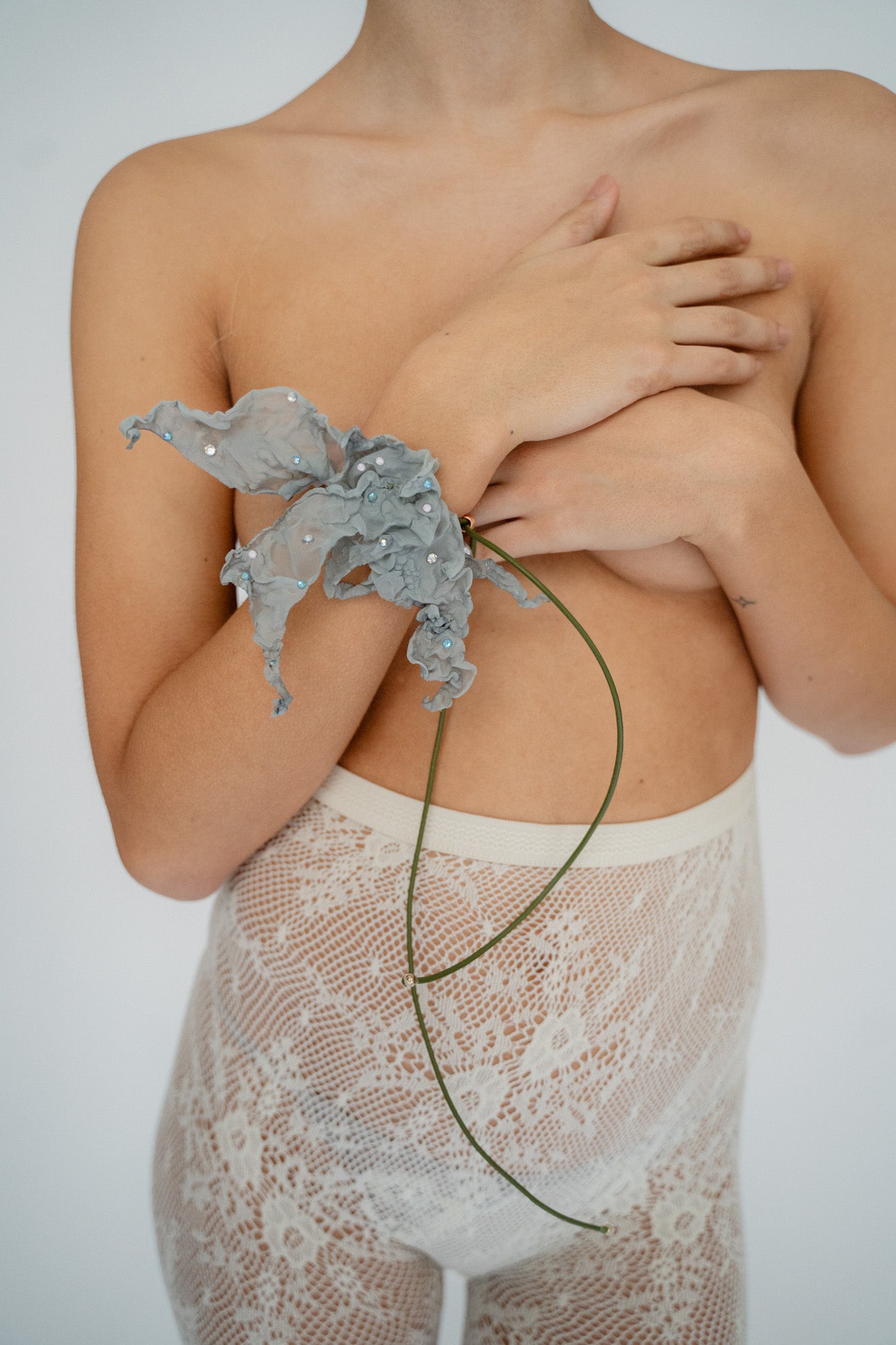ISSHI, Foliage Corsage, Ivy