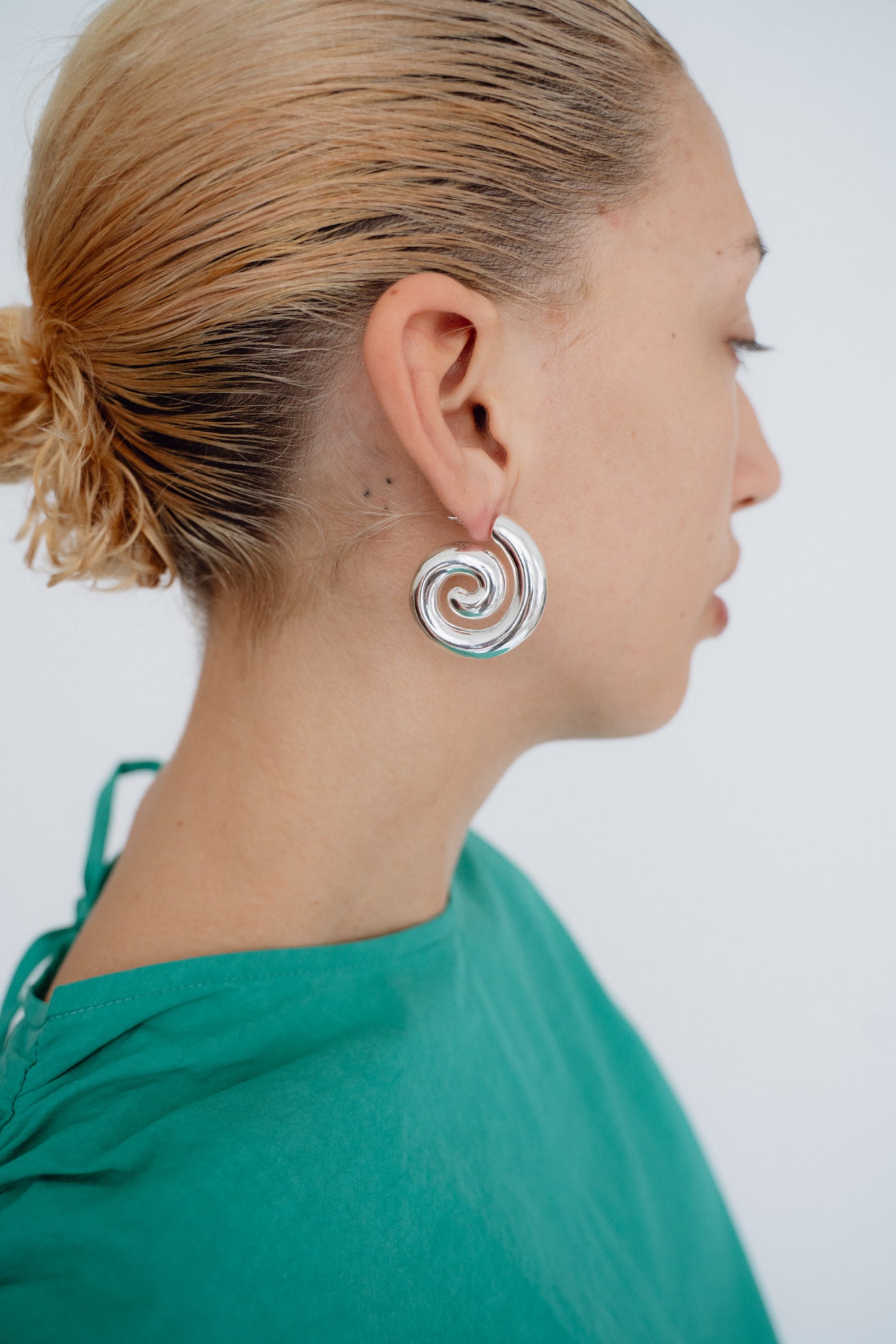NOMIA, Puffy Spiral Earrings, Silver
