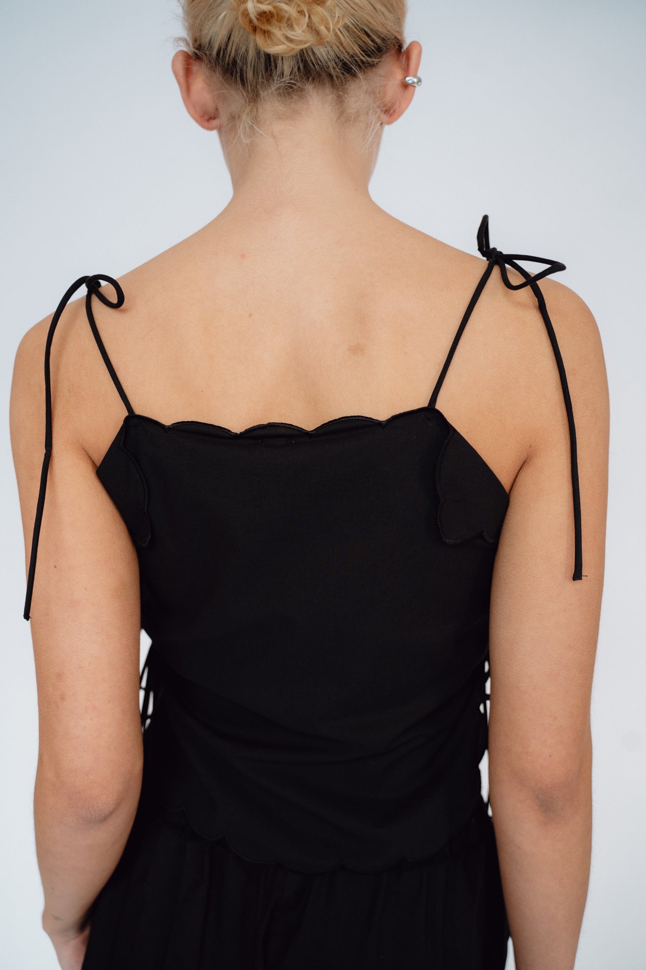 THE GARMENT, Kirsten Tie Top – Mr. Larkin