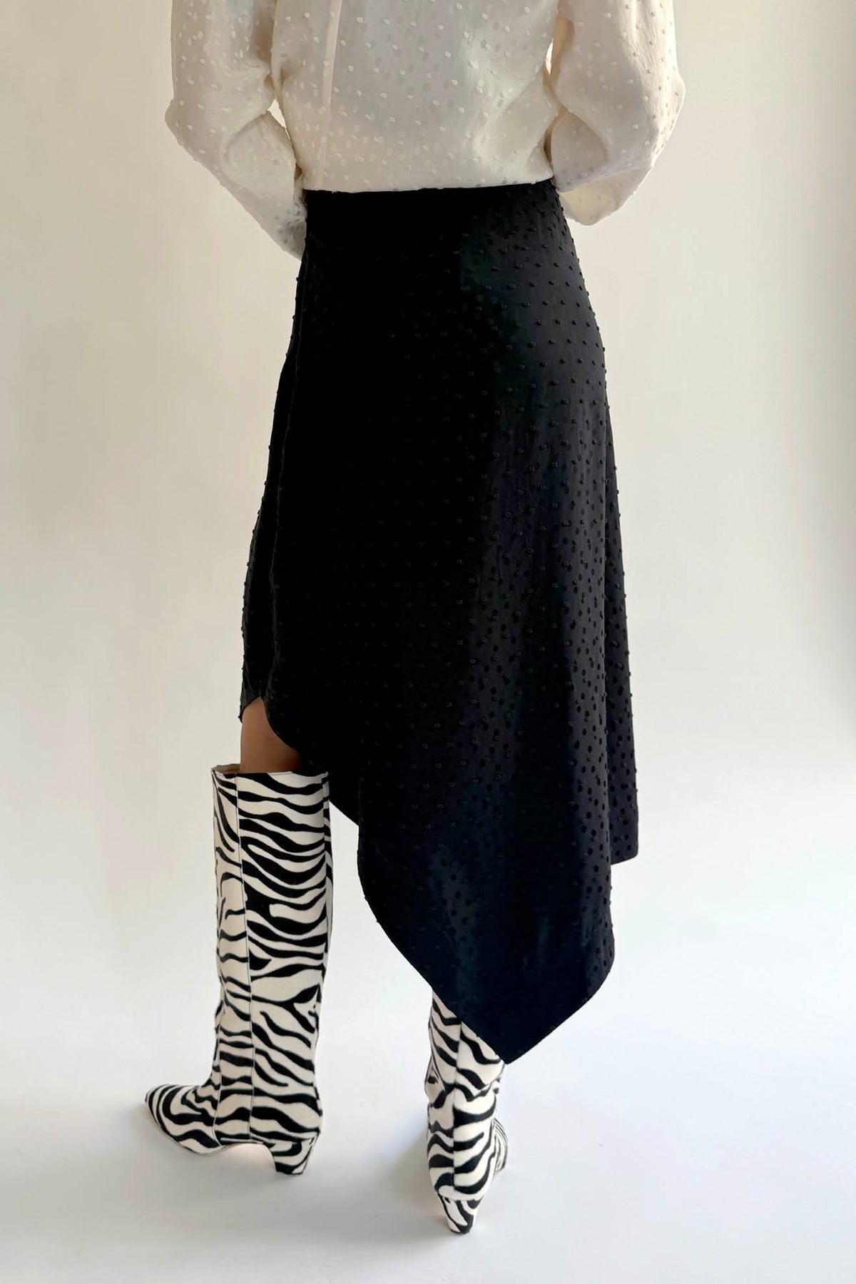 NOMIA, A line Asymmetric Skirt, Black