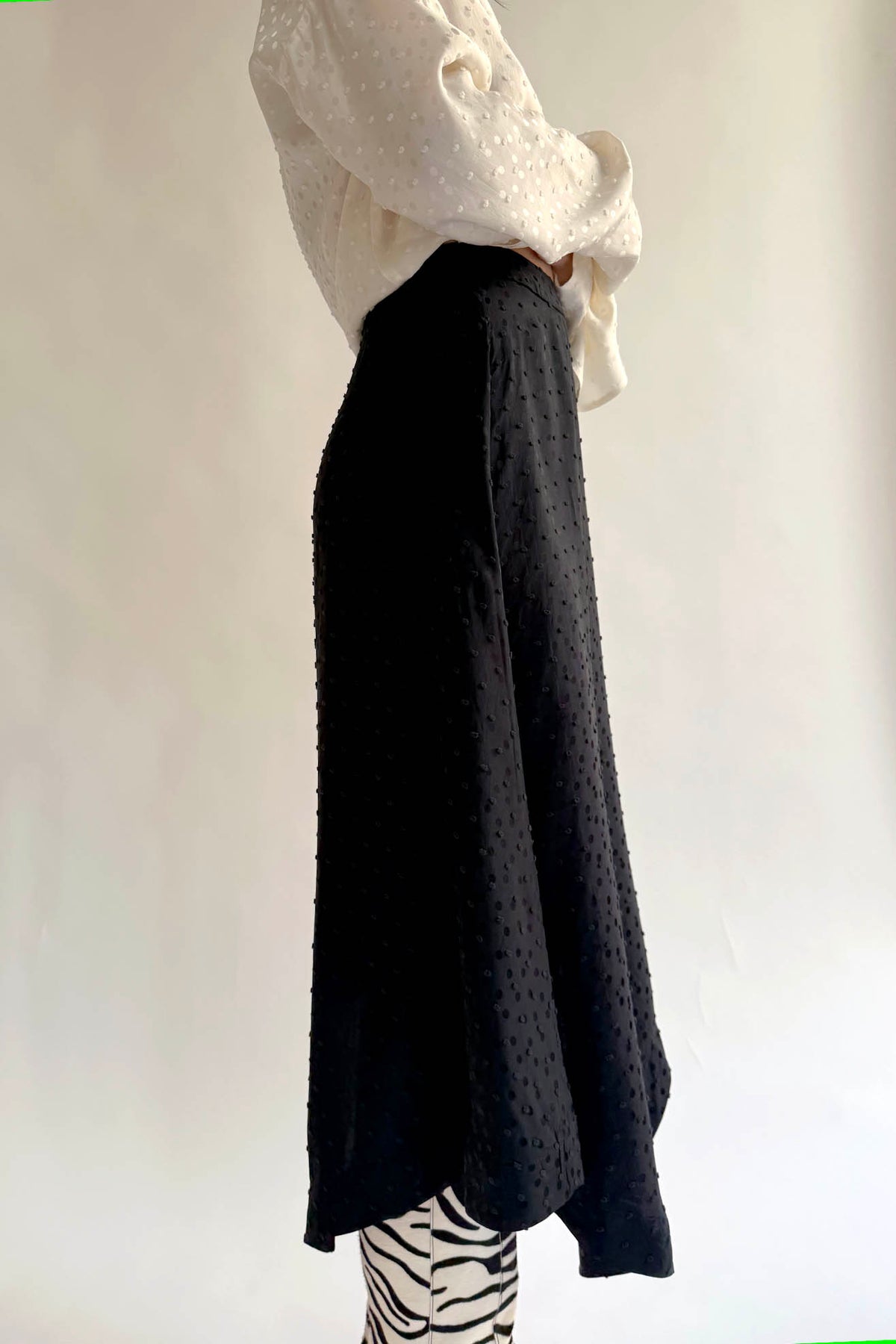 NOMIA, A line Asymmetric Skirt, Black