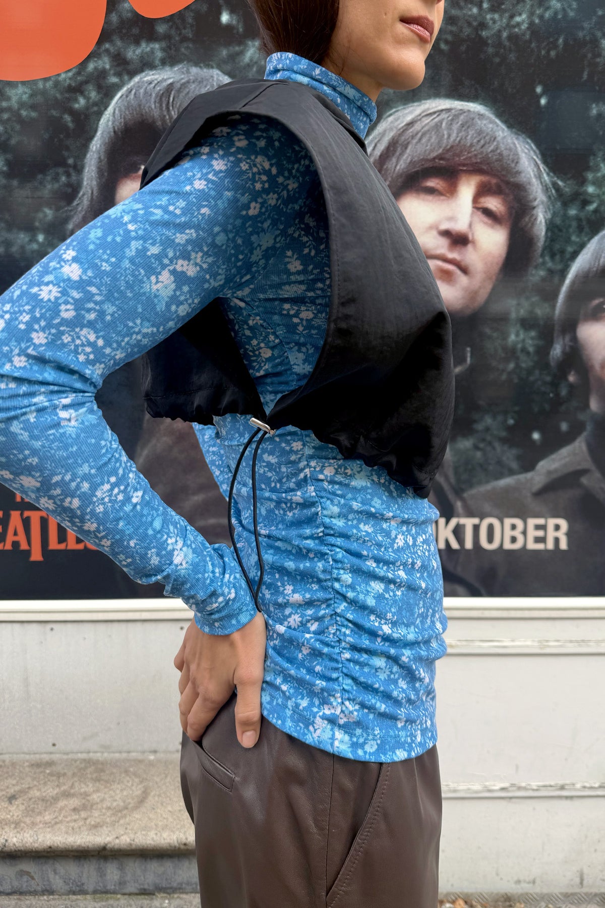 NOMIA, Zip Hood, Black
