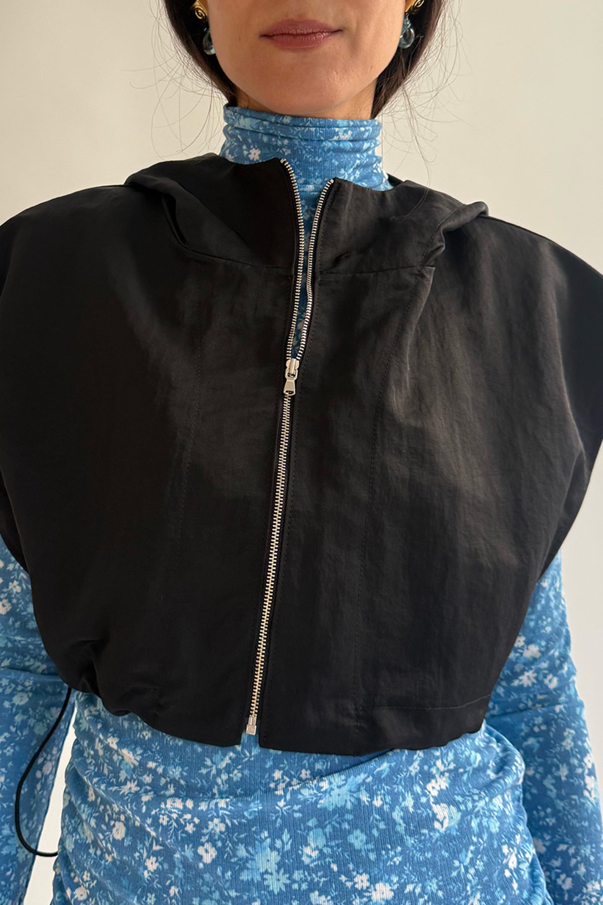 NOMIA, Zip Hood, Black