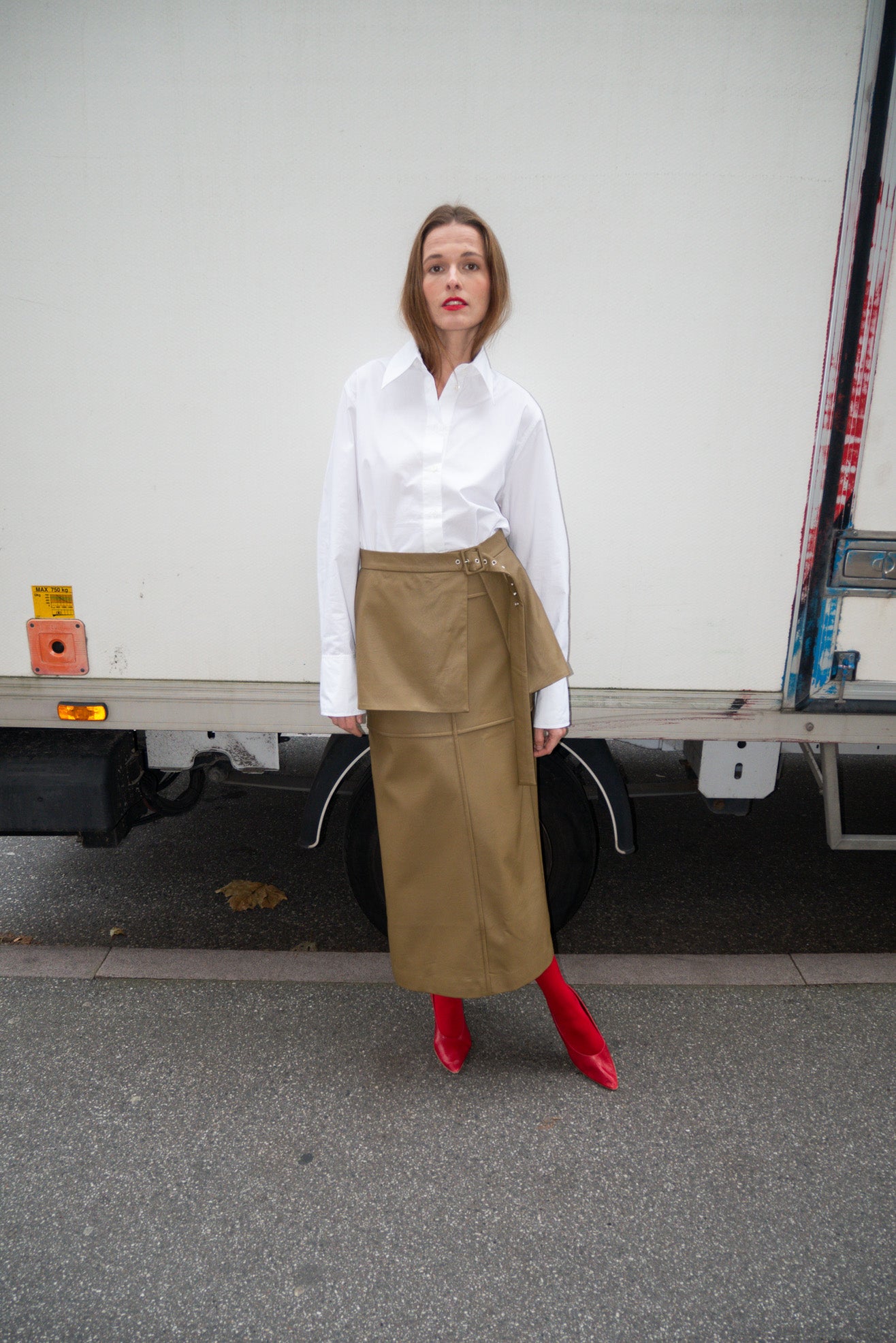 MR. LARKIN, Uma Peplum Belt, Olive