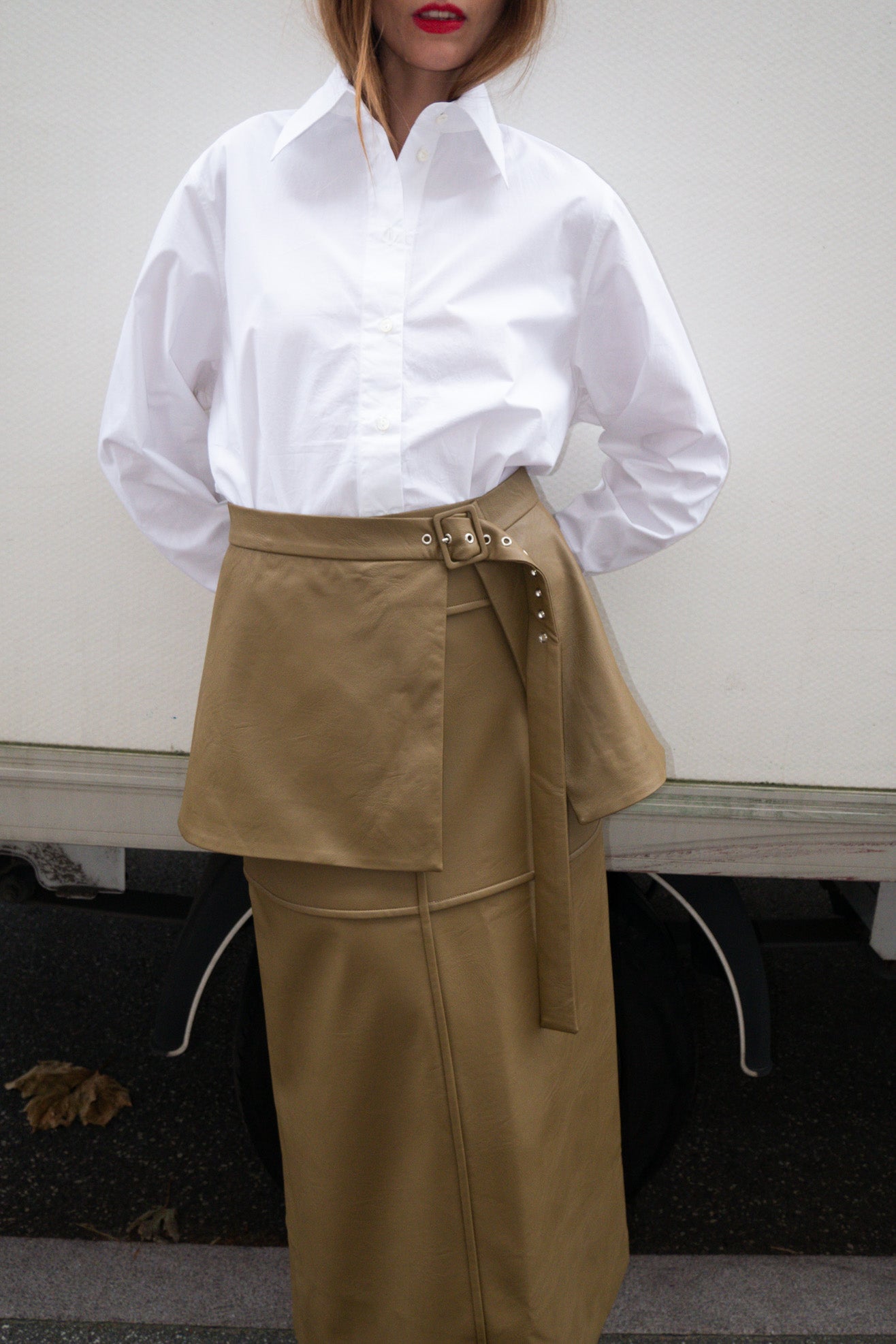 MR. LARKIN, Uma Peplum Belt, Olive