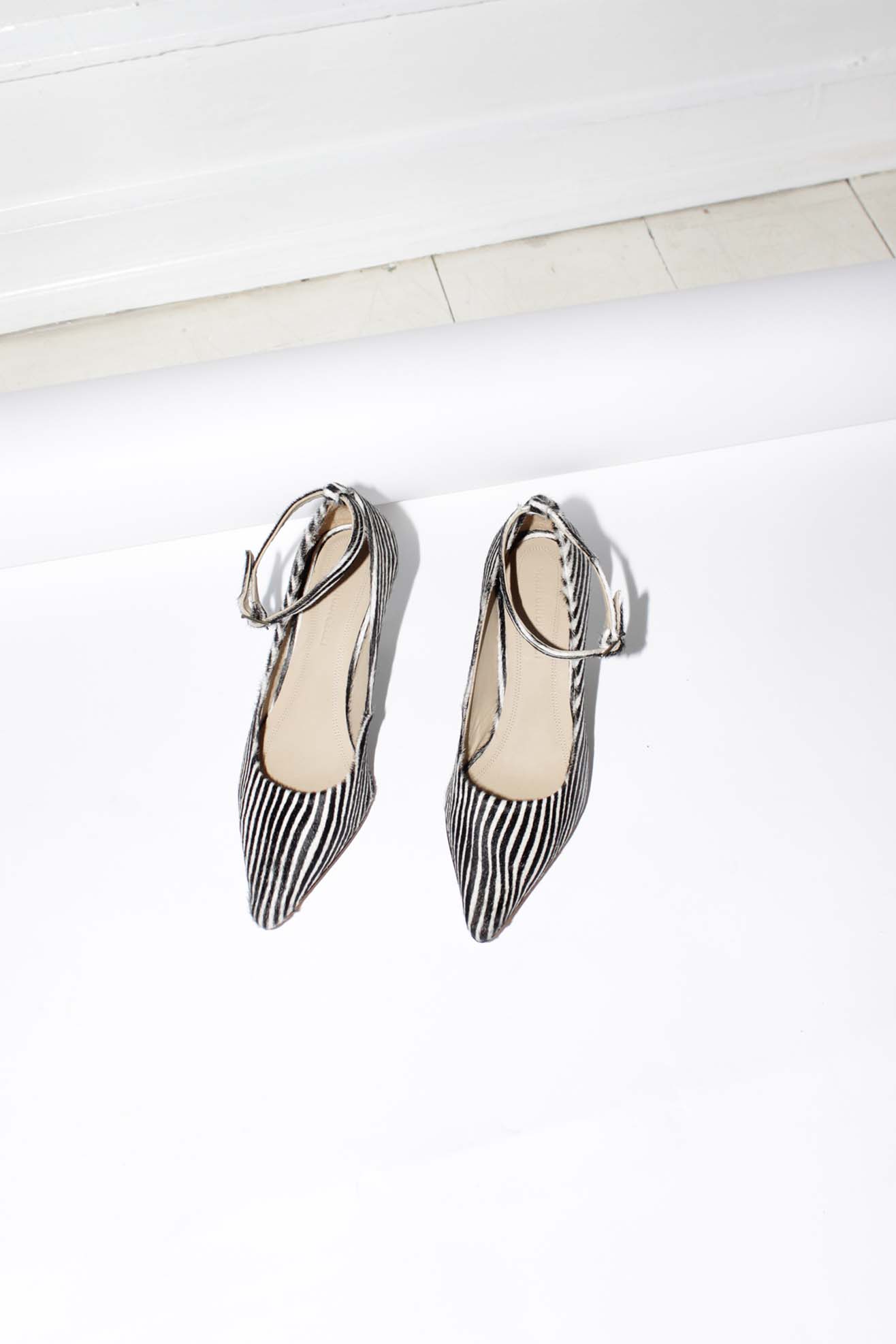 Mari Giudicelli, Clara Pump, Zebra