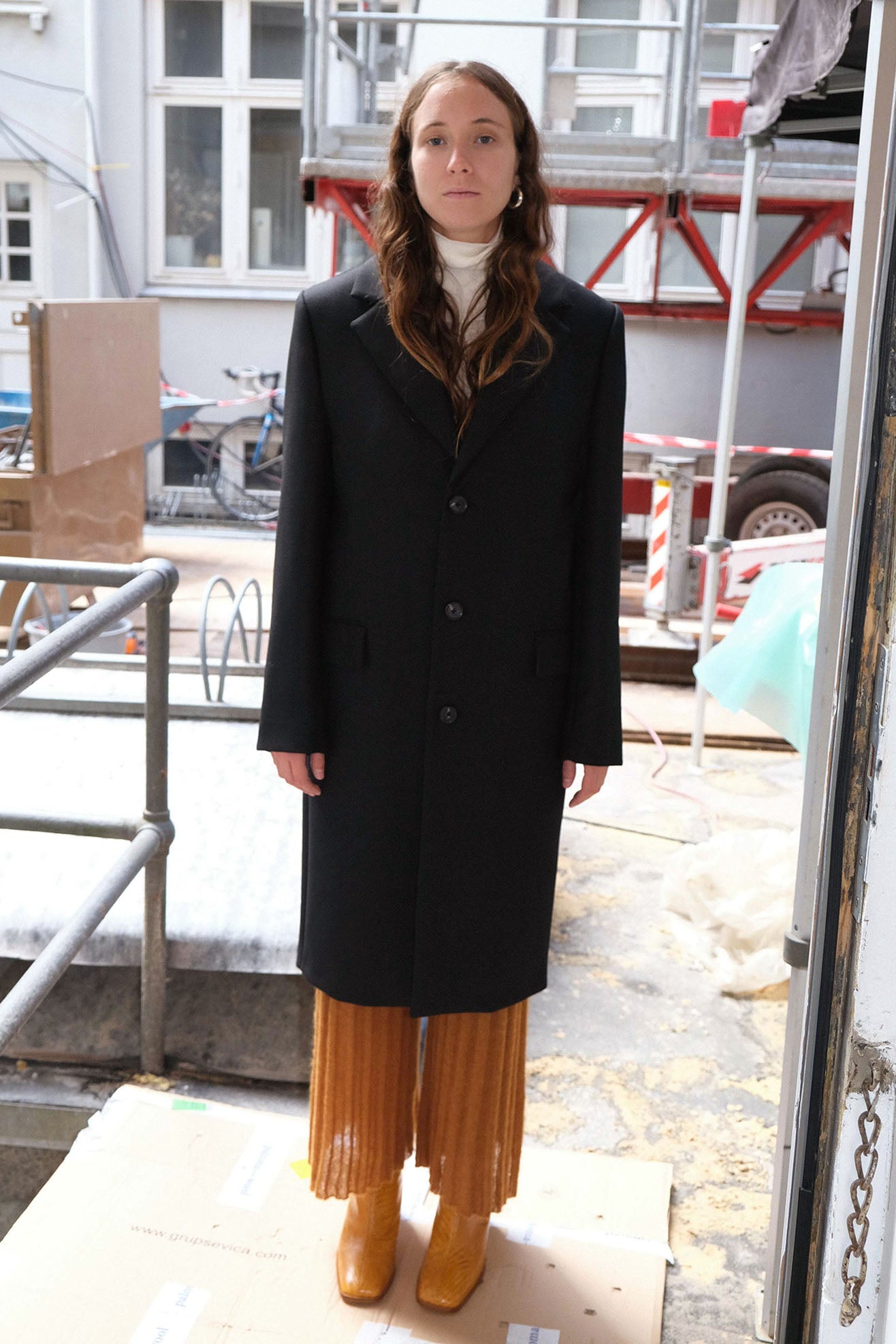 SUNFLOWER, Clean Coat, Black